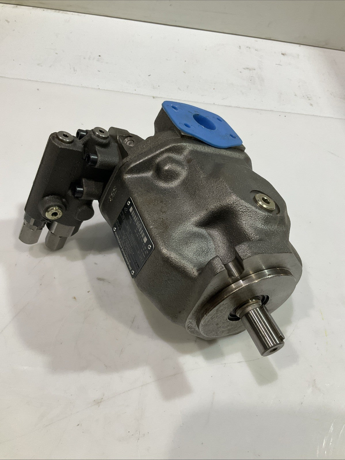 BRUENINGHAUS HYDROMATIK R910946934 SN 40069316 HYDRAULIC PISTON PUMP Z2M