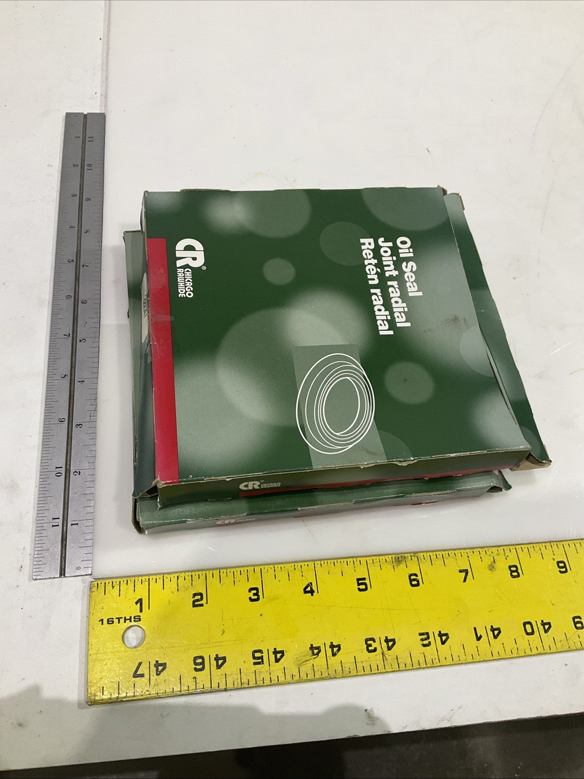 CR- CHICAGO RAWHIDE 38647 RADIAL SHAFT OIL SEAL LOT OF 2 Z2M
