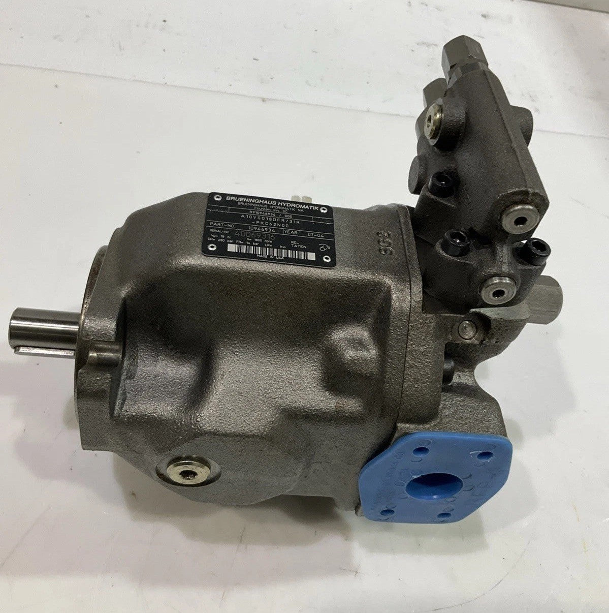 BRUENINGHAUS HYDROMATIK R910946934 SN 40069316 HYDRAULIC PISTON PUMP Z2M