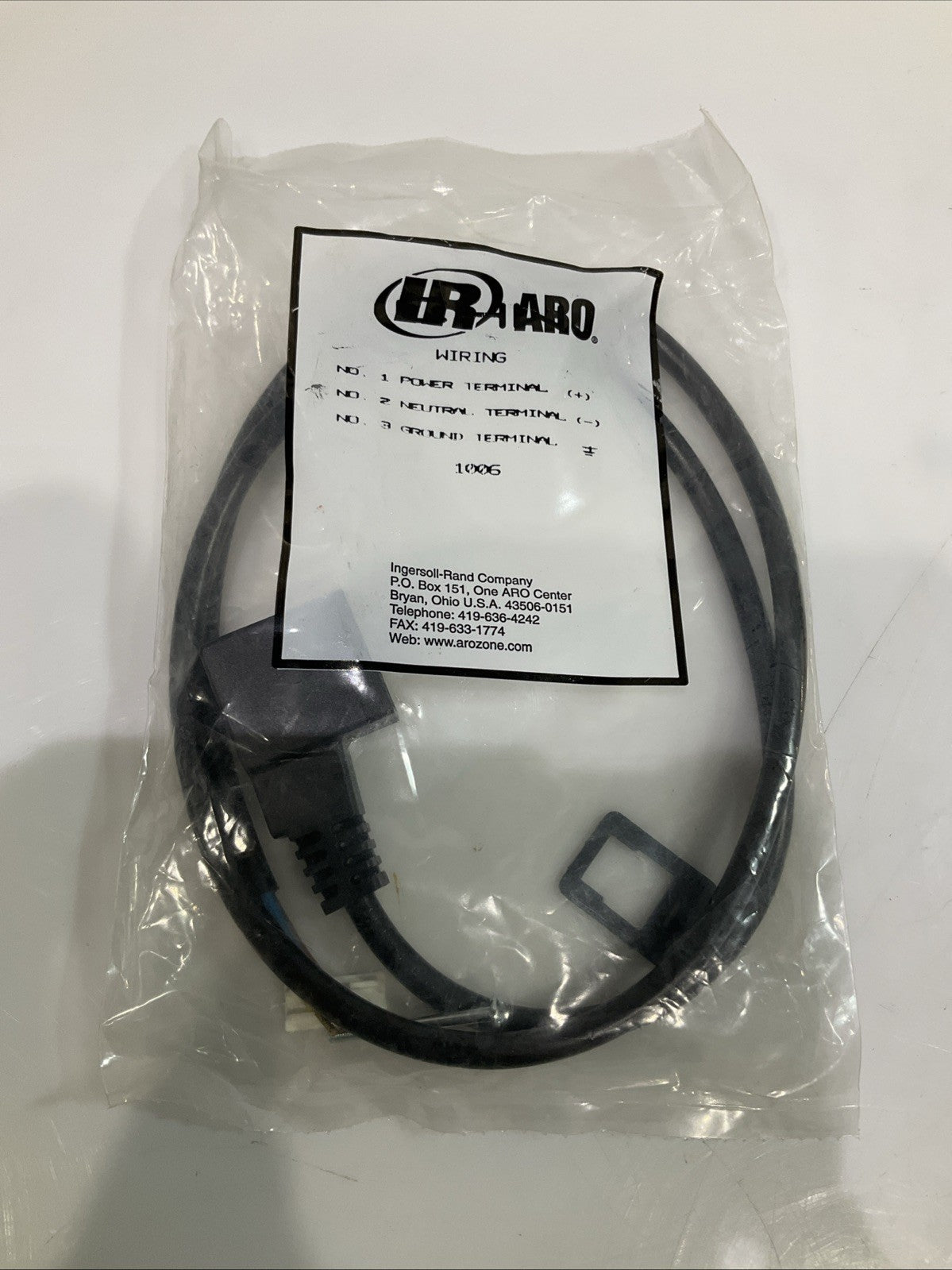 IR ARO CHW 1006 BLACK SOL CONNECTOR REPLACEMENT LOT OF 4 Z2M