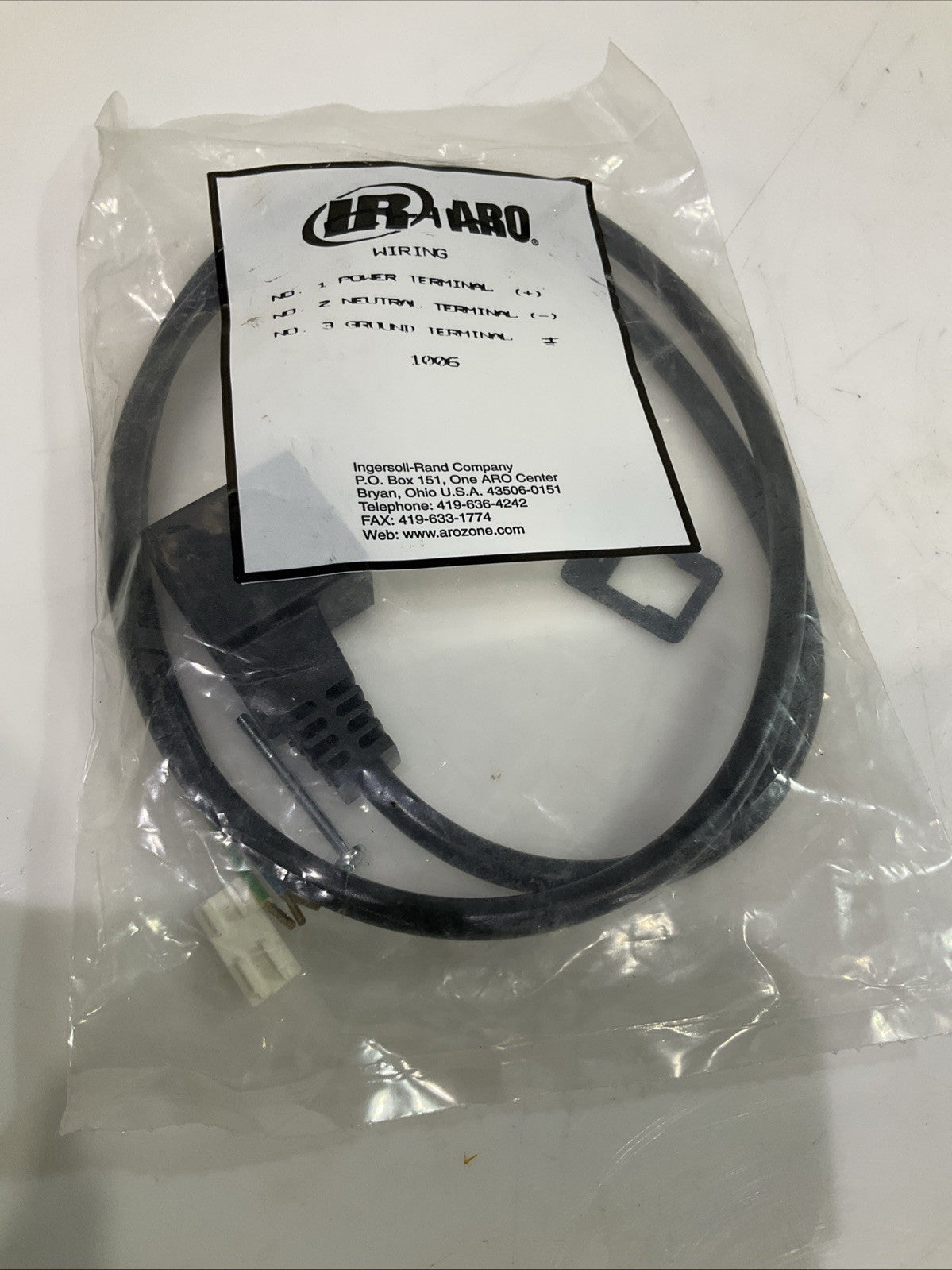 IR ARO CHW 1006 BLACK SOL CONNECTOR REPLACEMENT LOT OF 4 Z2M