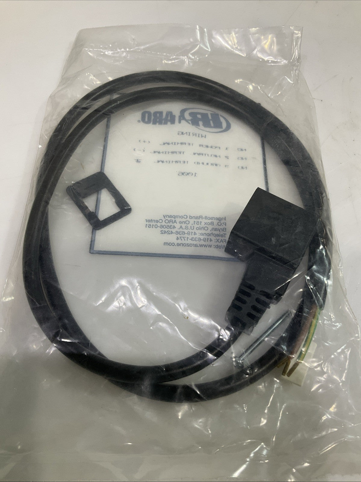 IR ARO CHW 1006 BLACK SOL CONNECTOR REPLACEMENT LOT OF 4 Z2M