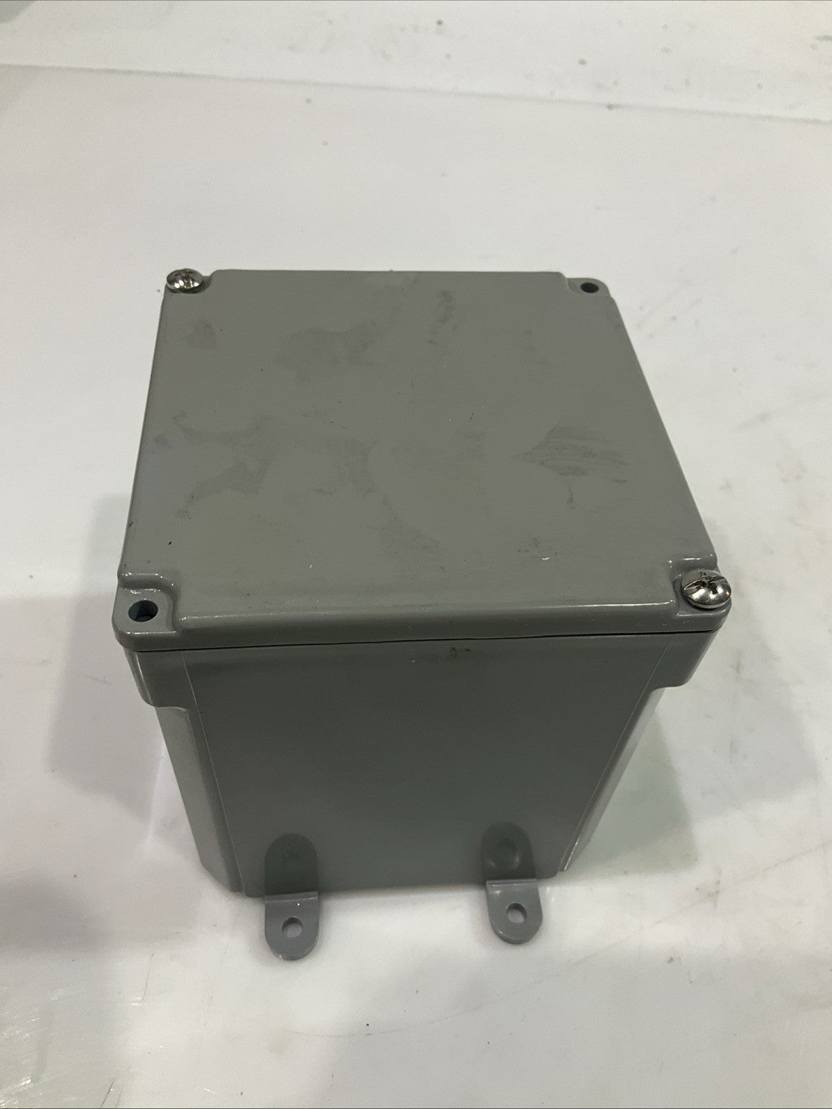 CARLON E987N GRAY 5X5X5 JUNCTION BOX LOT OF 4 Z2M