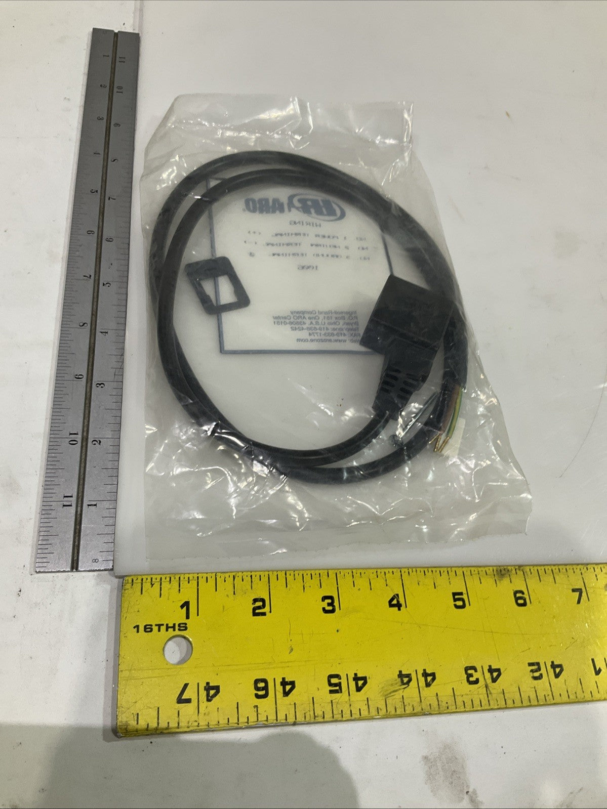 IR ARO CHW 1006 BLACK SOL CONNECTOR REPLACEMENT LOT OF 4 Z2M