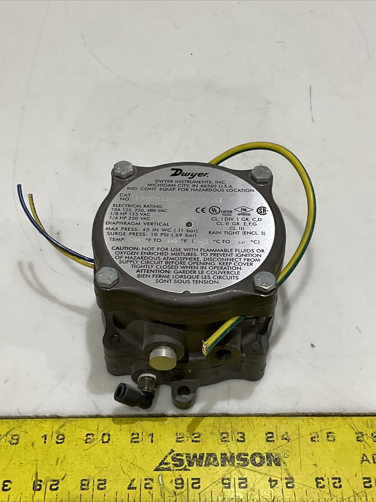 DWYER 1950-10-2F-PRESET DEFERENTIAL POWER SWITCH CDM