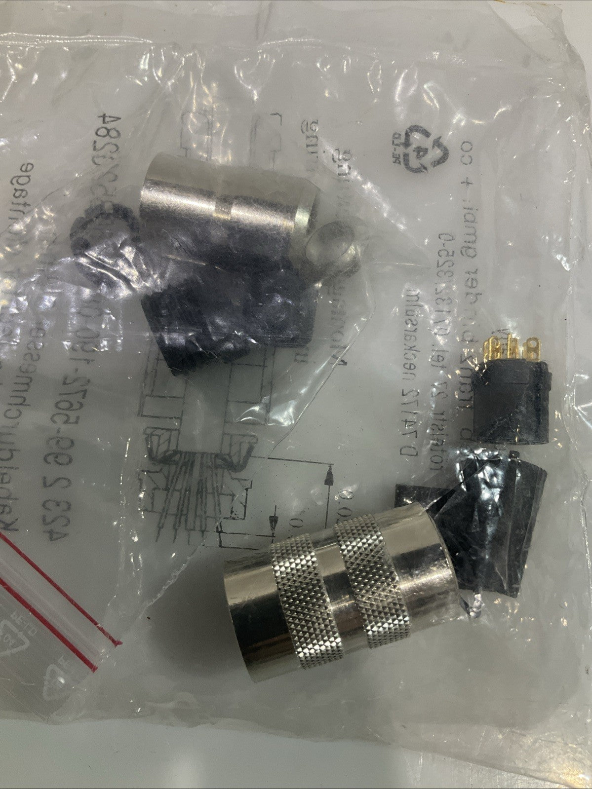 BALLUFF 782008 BKS-S32M-00 STRAIGHT CONNECTOR TERMINAL PIN STECKVERBINDER Z2M