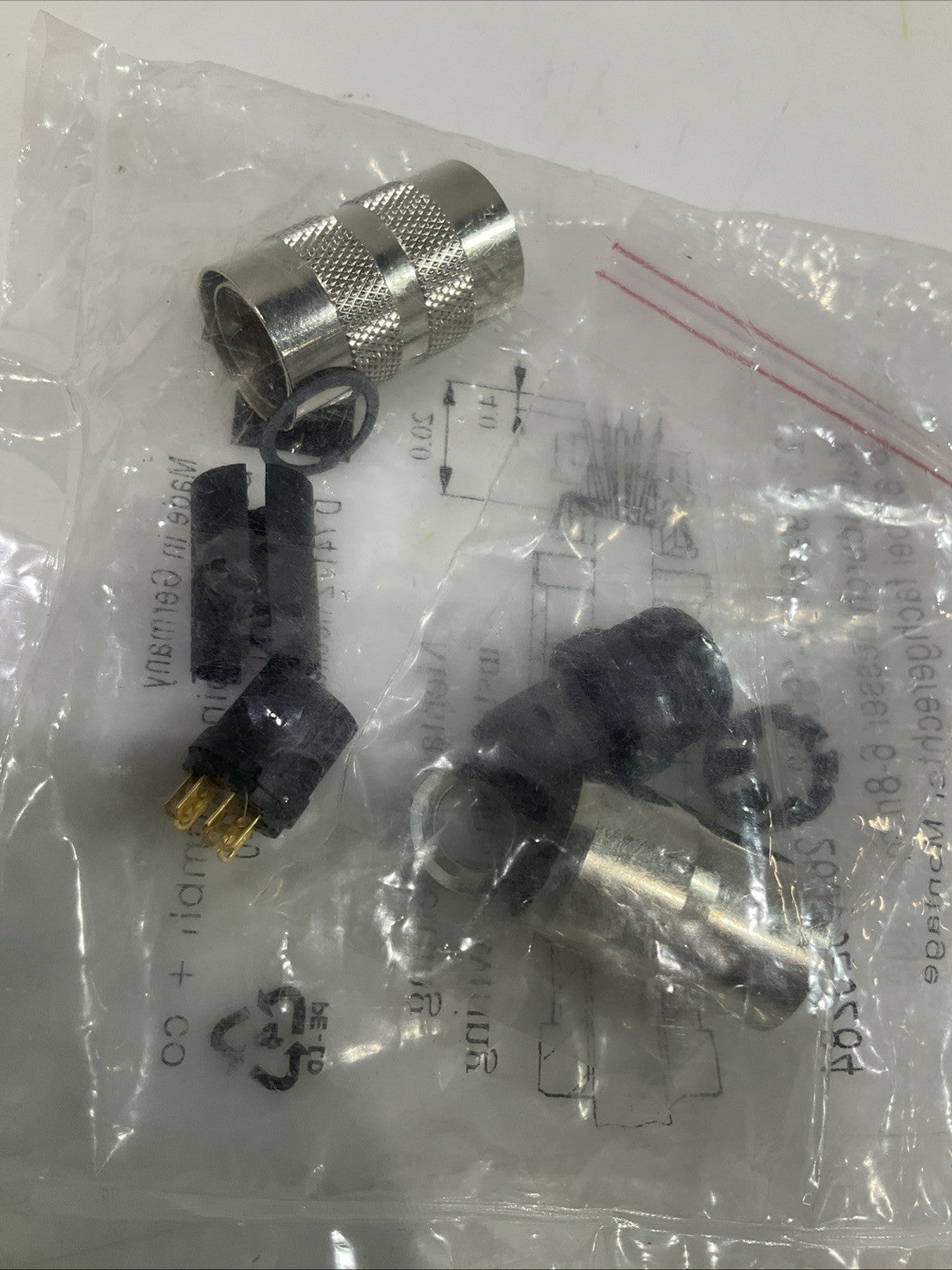 BALLUFF 782008 BKS-S32M-00 STRAIGHT CONNECTOR TERMINAL PIN STECKVERBINDER Z2M