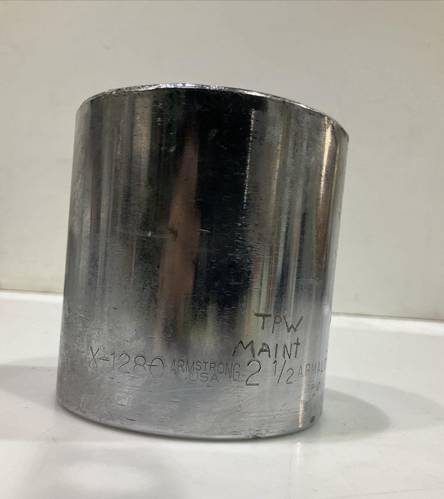 ARMSTRONG X-1280 DRIVE 2 1/2 ARMALOY STANDARD SOCKET Y2M