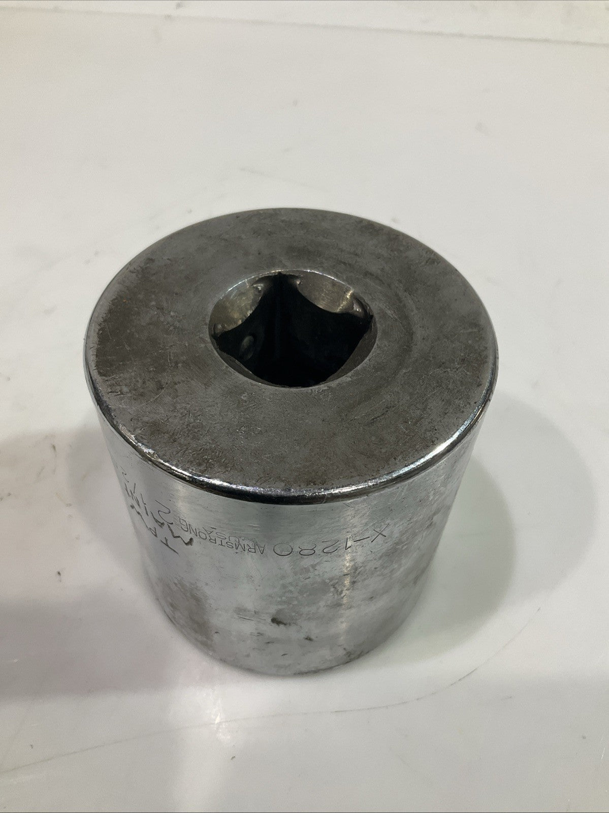 ARMSTRONG X-1280 DRIVE 2 1/2 ARMALOY STANDARD SOCKET Y2M