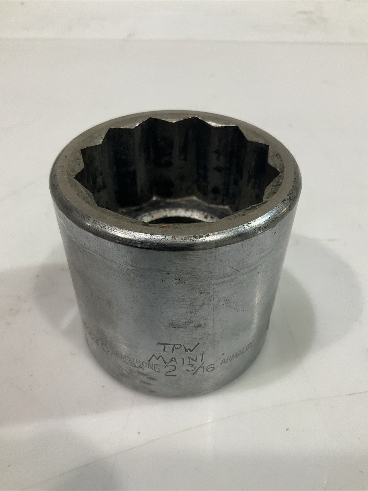 ARMSTRONG X-1270 DRIVE 2 3/16 ARMALOY STANDARD SOCKET Y2M