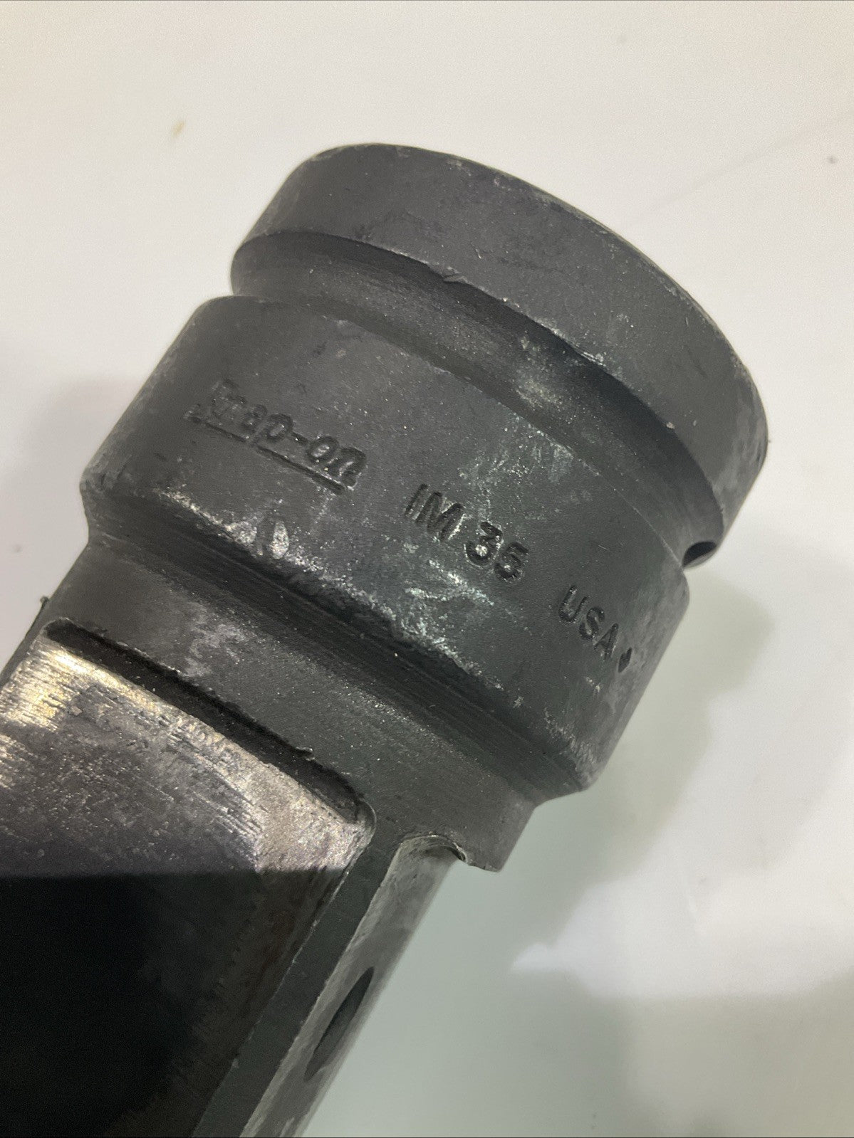SNAP-ON 1/1 -1/2 IN IM-35 SQUARE DRIVE PIN HOLE IMPACT ADAPTER SOCKET NY2M