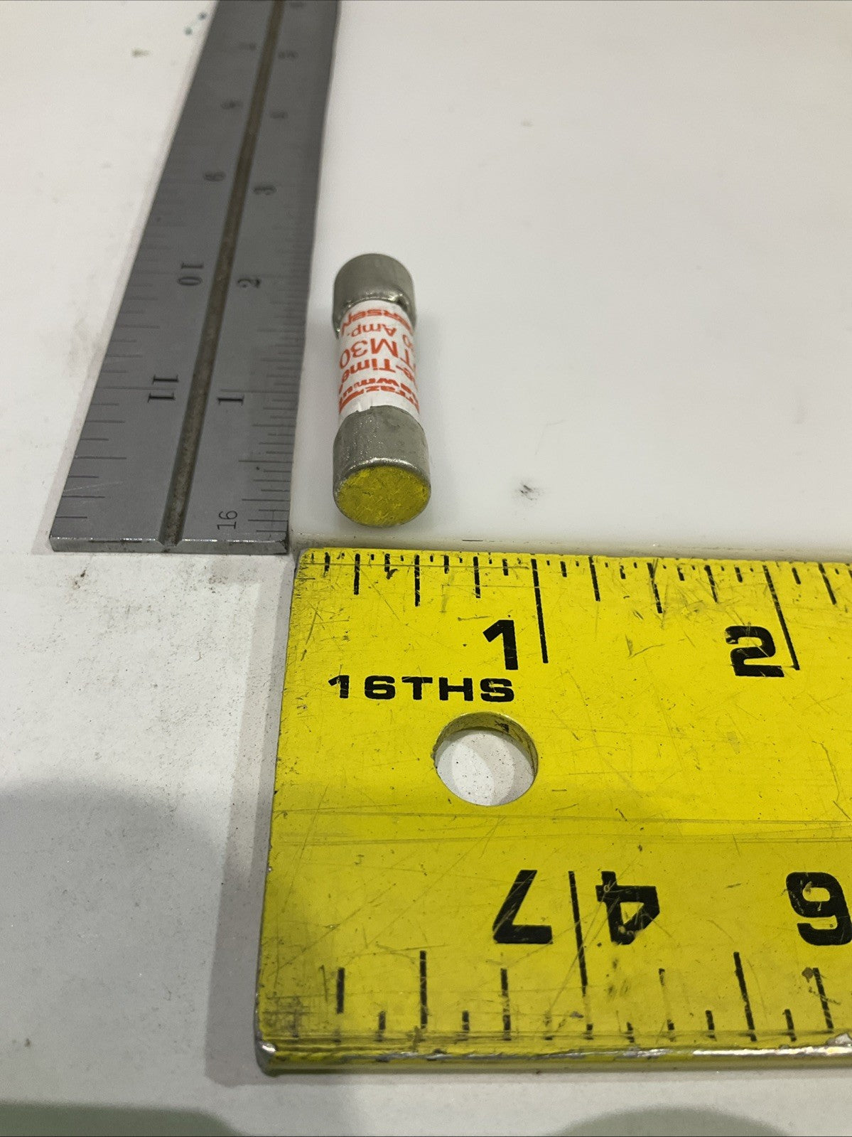 MERSEN- FERRAZ SHAWMUT OTM30 MIDGET FAST ACTING FUSE 30AMP LOT OF 20 Z2M