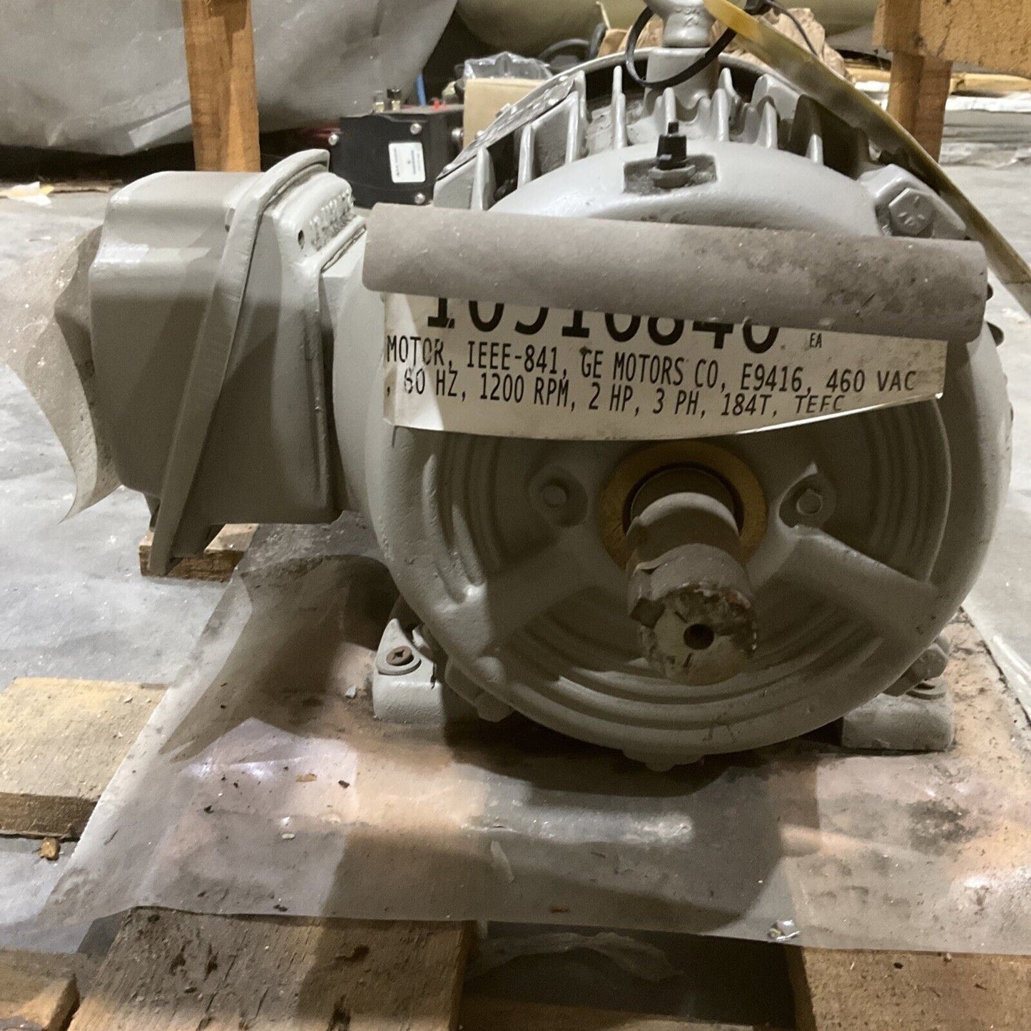 SIEMENS 1LE24211CC312AA3 MOTOR TYPE SD100 IEEE 60 HZ 480V 3 PH 1200 RPM 678