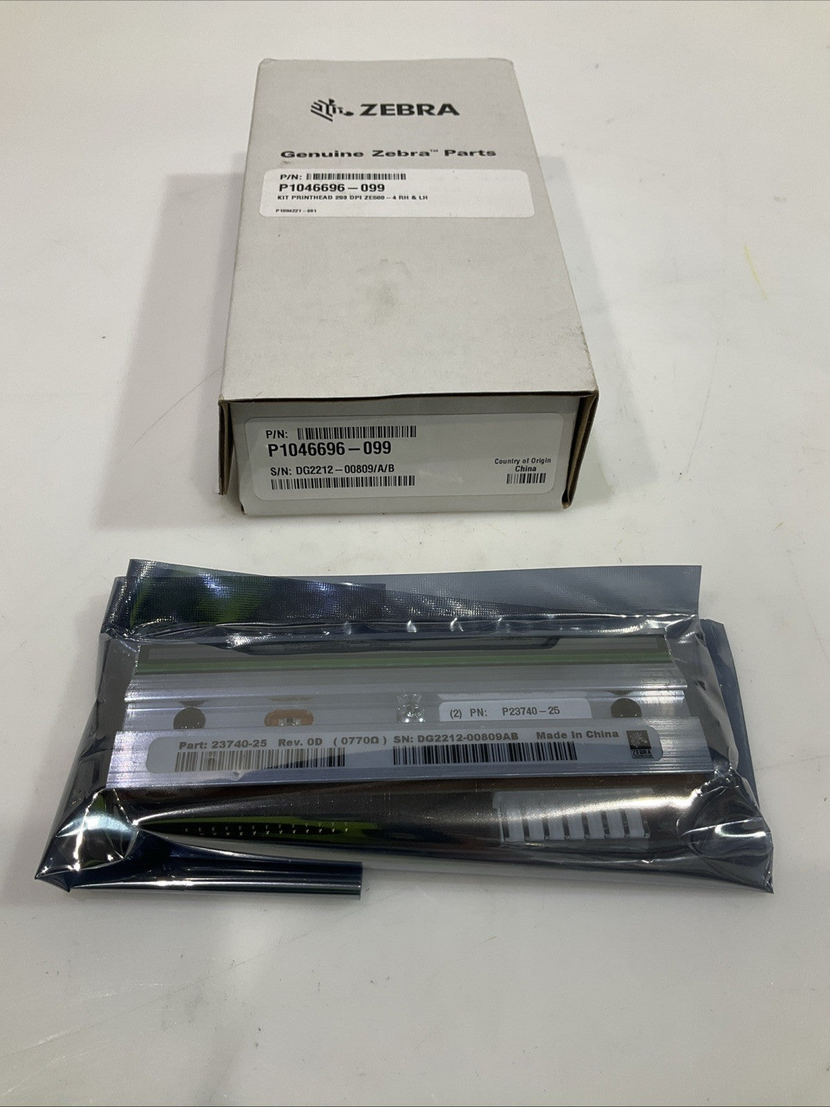 ZEBRA P1046696-99 XI4-105SLP PRINTHEAD KIT 203 DPI ZE500-4 RH&LH Y2M