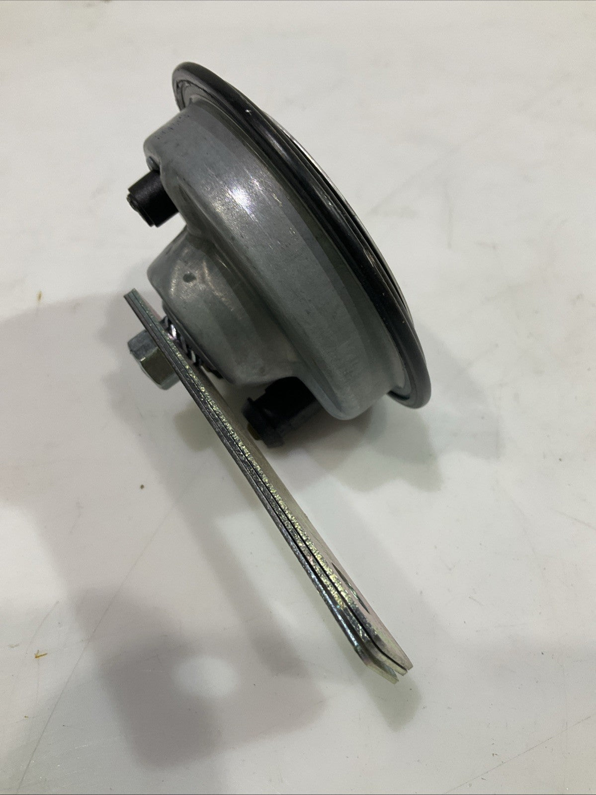 CAT-CATERPILLAR 153-6559 HORN ASSEMBLY 24VD Y2M