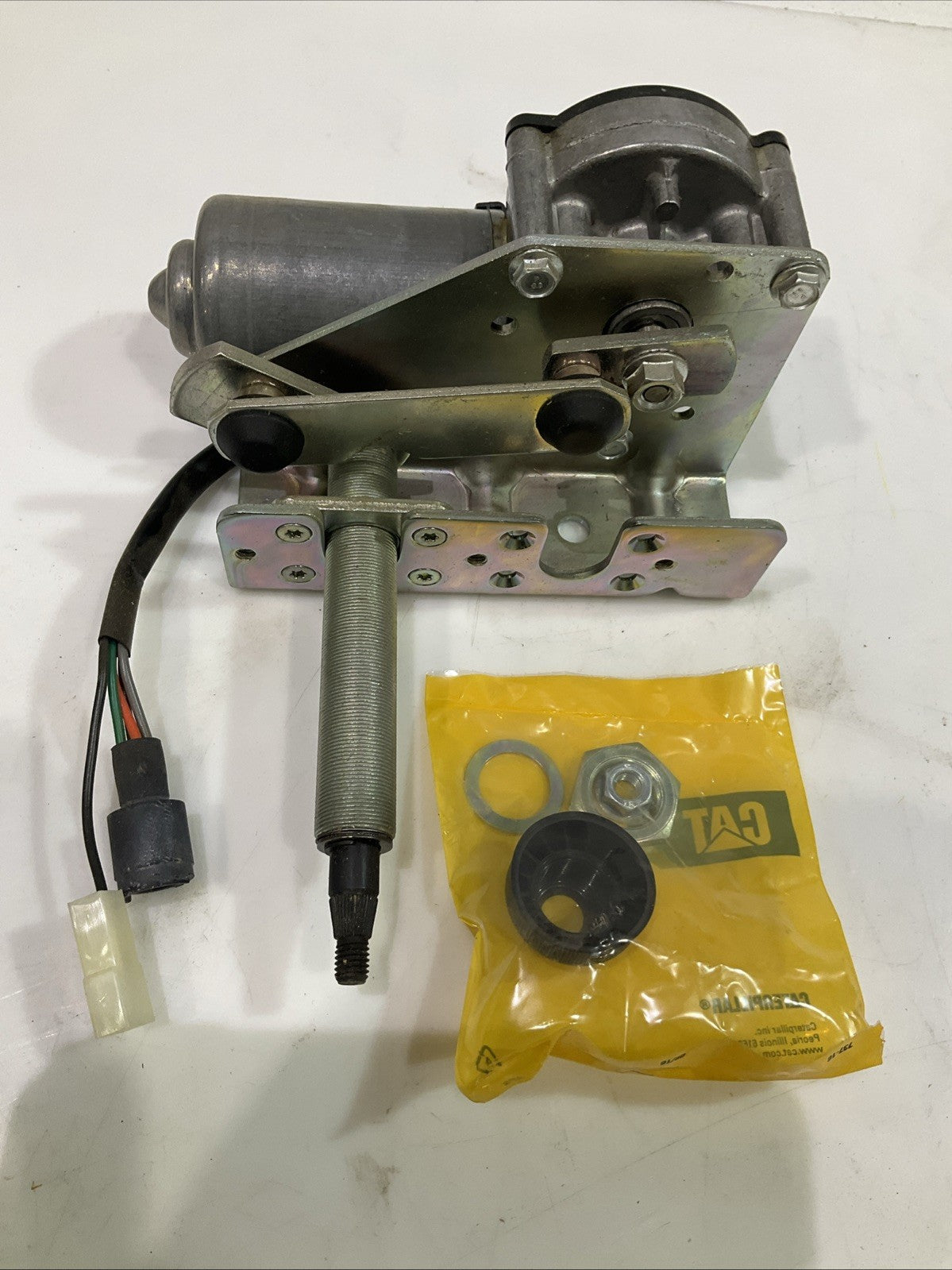 CAT-CATERPILLAR 224-6184 ES WIPER MOTOR ASSEMBLY Y2M
