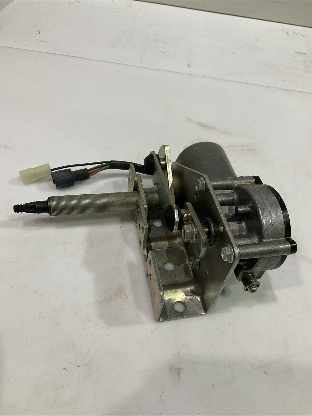 CAT-CATERPILLAR 224-6184 ES WIPER MOTOR ASSEMBLY Y2M