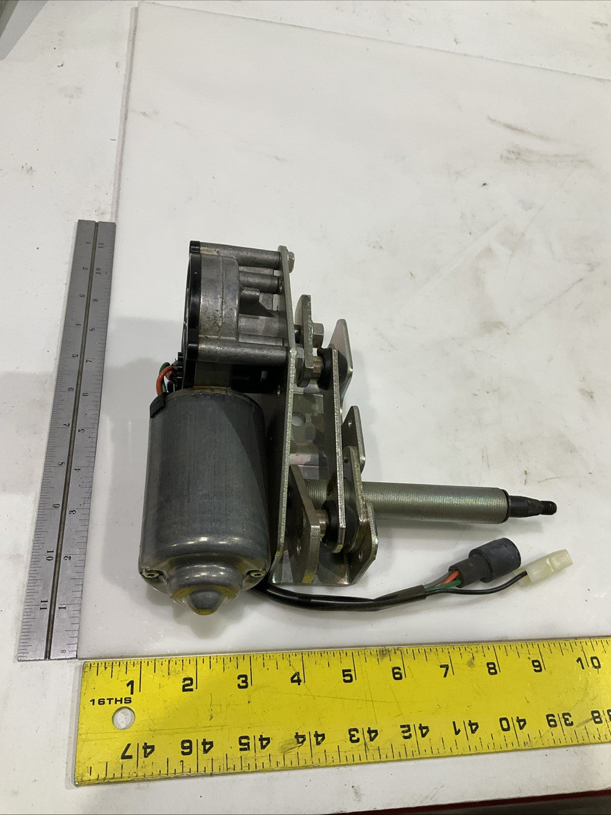 CAT-CATERPILLAR 224-6184 ES WIPER MOTOR ASSEMBLY Y2M