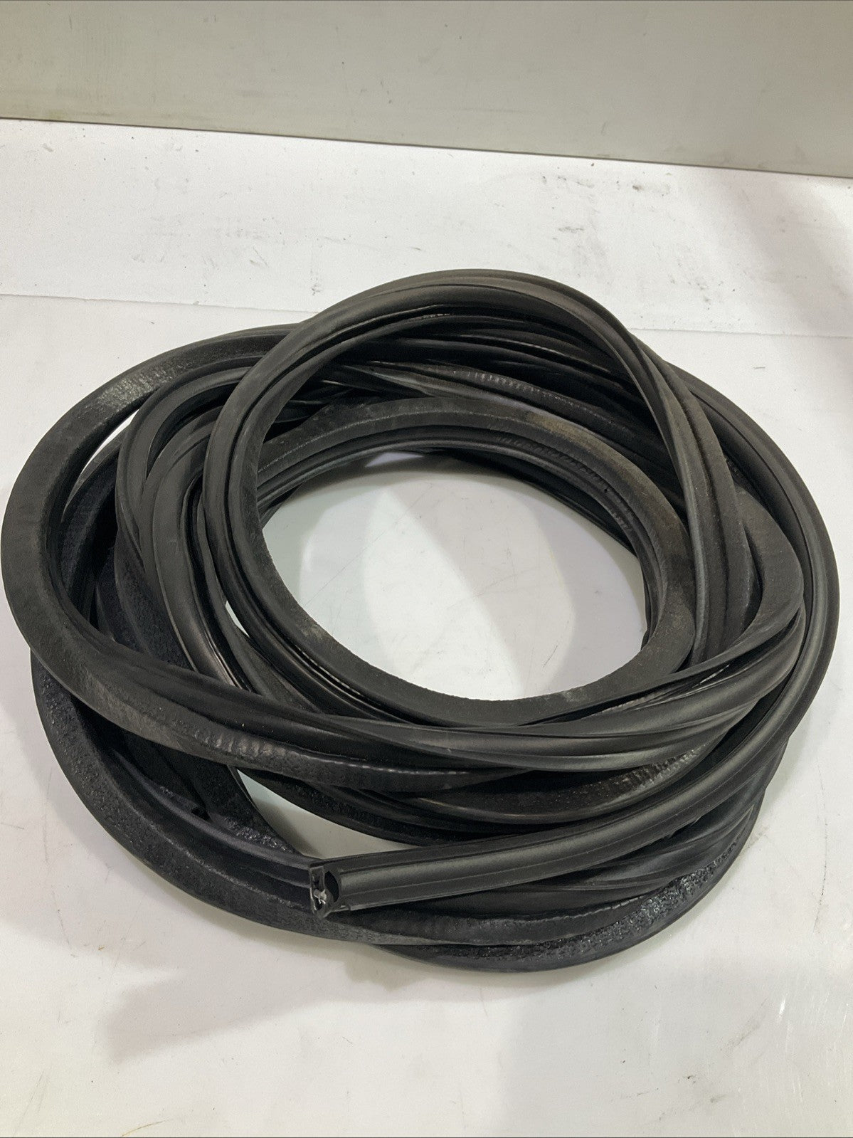 CAT-CATERPILLAR 3E-3805 N CAB DOOR BULK SEAL Y2M