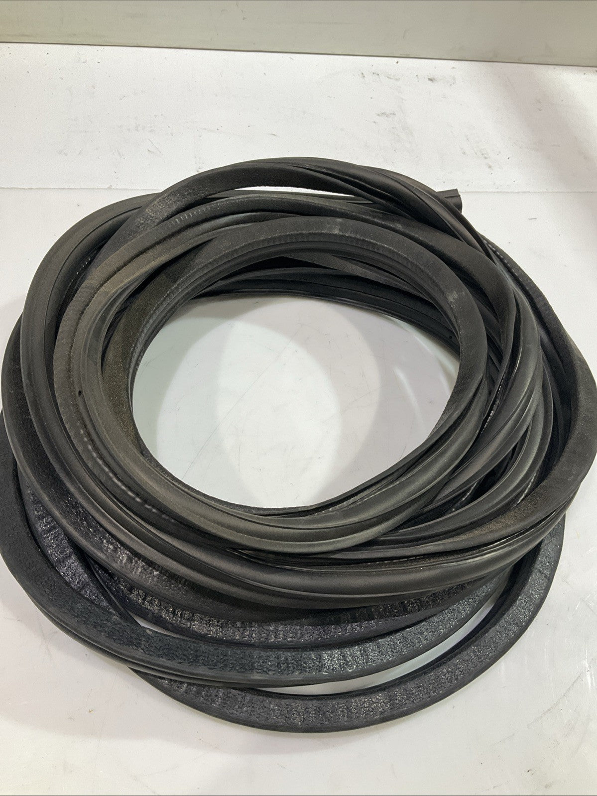 CAT-CATERPILLAR 3E-3805 N CAB DOOR BULK SEAL Y2M