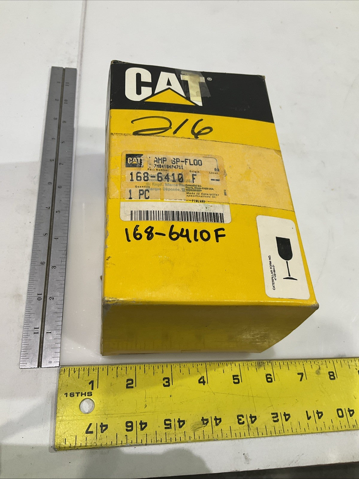 CAT-CATERPILLAR 168-6410 F 12V LAMP G ASSEMBLY LOT OF 2 Y2M