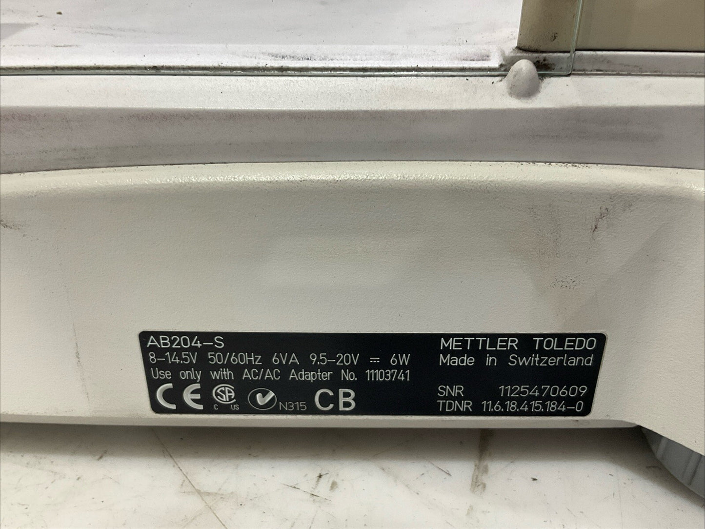 METTLER TOLEDO AB204-S ANALYTICAL BALANCE 8-14.5V 50/60HZ 11.6.18.415.184-0 373