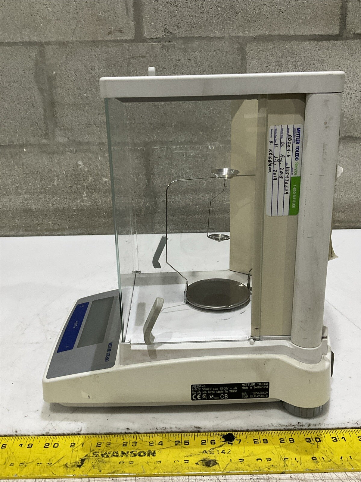 METTLER TOLEDO AB204-S ANALYTICAL BALANCE 8-14.5V 50/60HZ 11.6.18.415.184-0 373