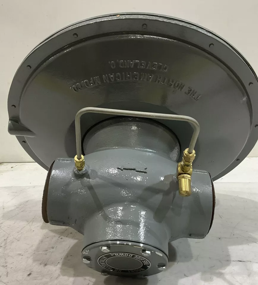 FIVES NORTH AMERICAN COMBUSTION 7216-6BP PNEUMATIC REGULATOR 3 INCH RATIO