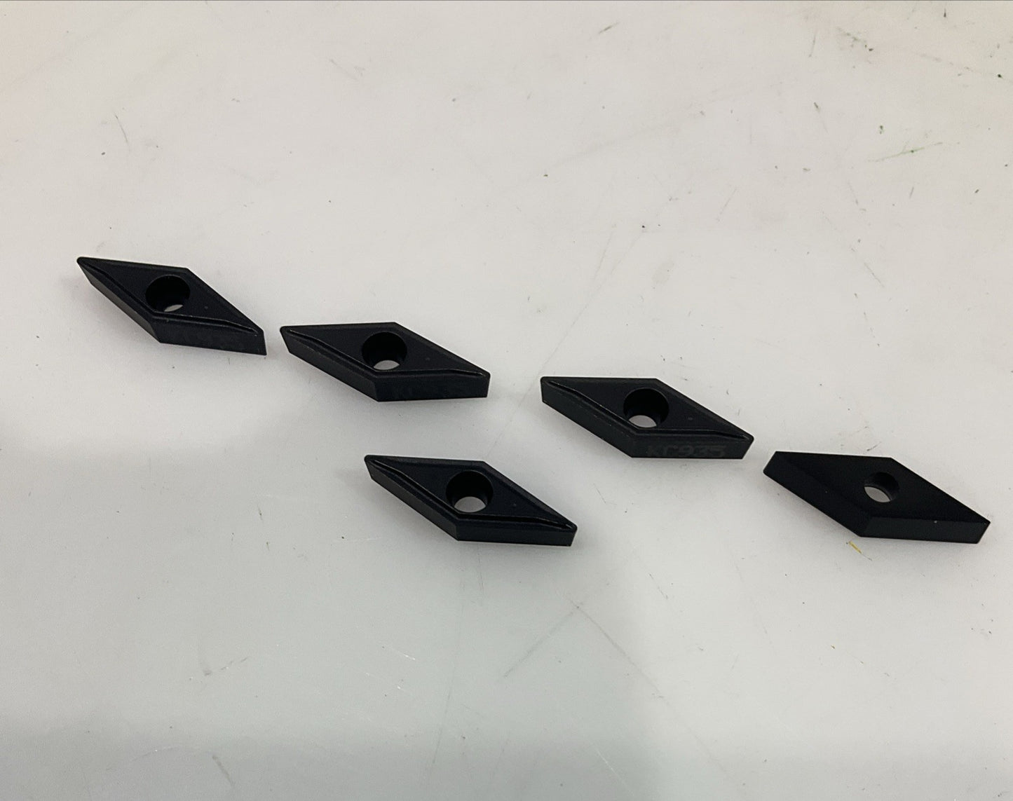 KENNAMETAL VBMT221LF KC935 CARBIDE INSERT LOT OF 20 Y2M