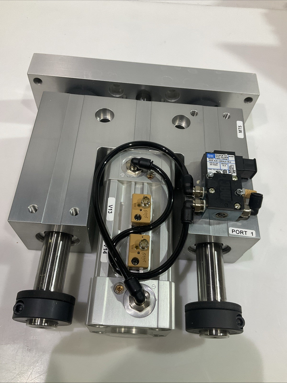 PHD ML305559-REV-D 45A-AA1-DDAJ-1KJ 07897973-03 PNEUMATIC CYLINDER SLIDER Y2M