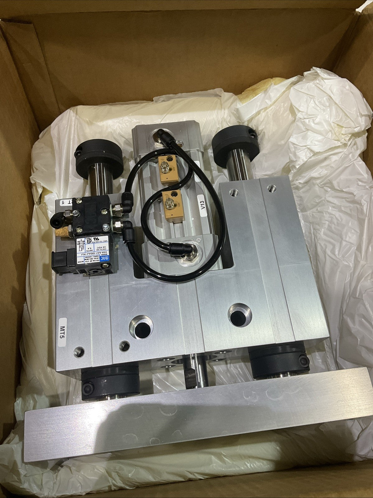 PHD ML305559-REV-D 45A-AA1-DDAJ-1KJ 07897973-03 PNEUMATIC CYLINDER SLIDER Y2M