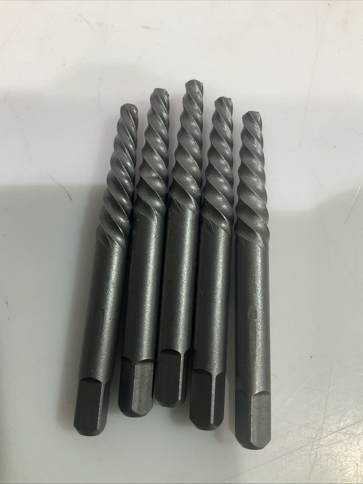 CLEVELAND C53653 SPIRAL FLUTE SCREW EXTRACTOR SIZE #3 LOT OF 5 Y2M