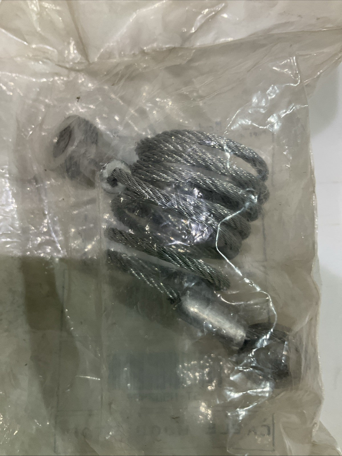 PERTERBILT L92-6017-1065 HOOD - STOP RESTRAINT CABLE Y2M