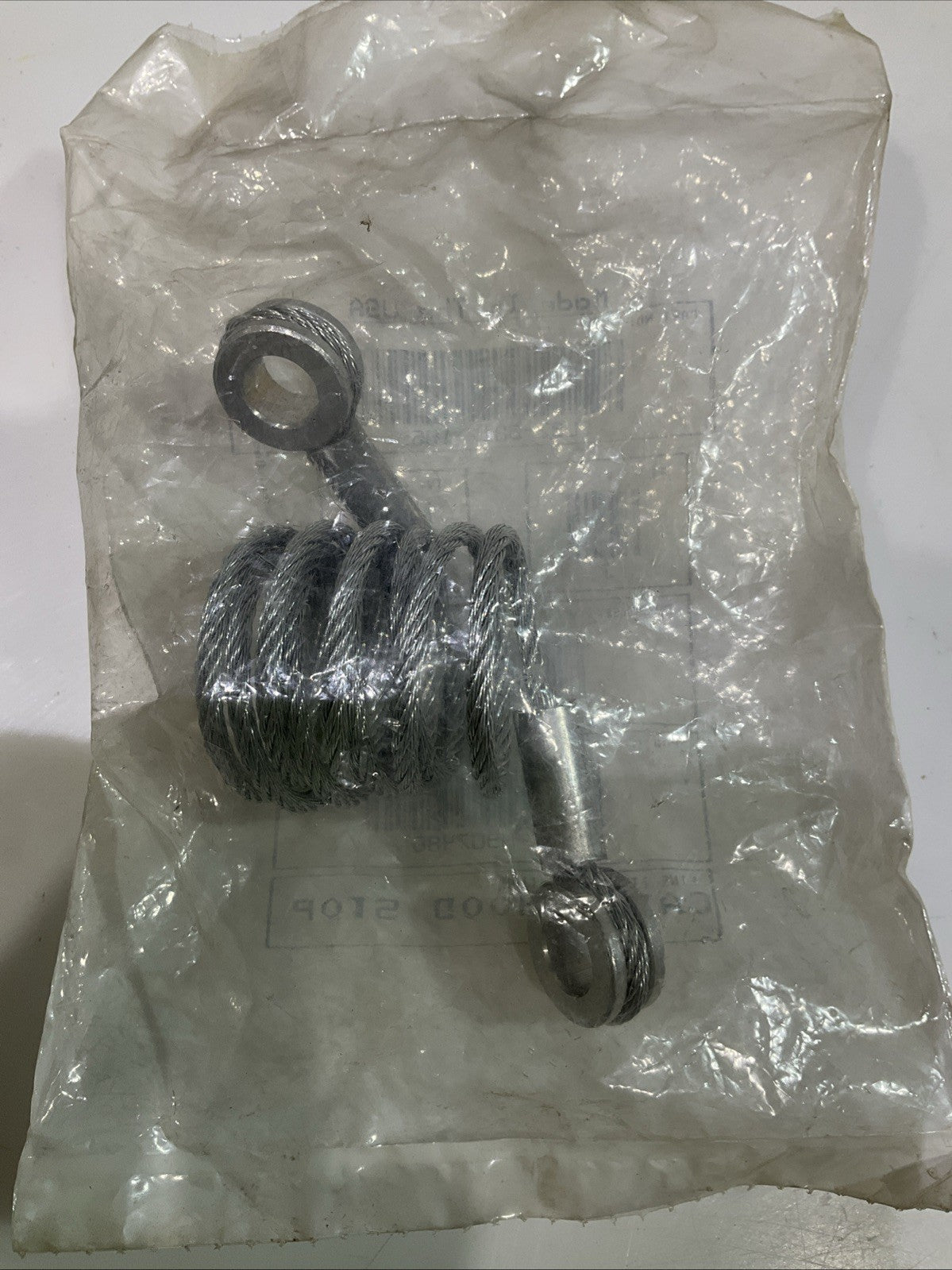 PERTERBILT L92-6017-1065 HOOD - STOP RESTRAINT CABLE Y2M