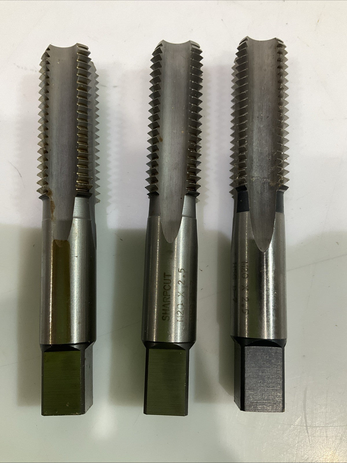 SHARP CUT 20X2.5 D7 HSS FLUTE BOTTOM HAND TAP LOT OF 3 Y2M