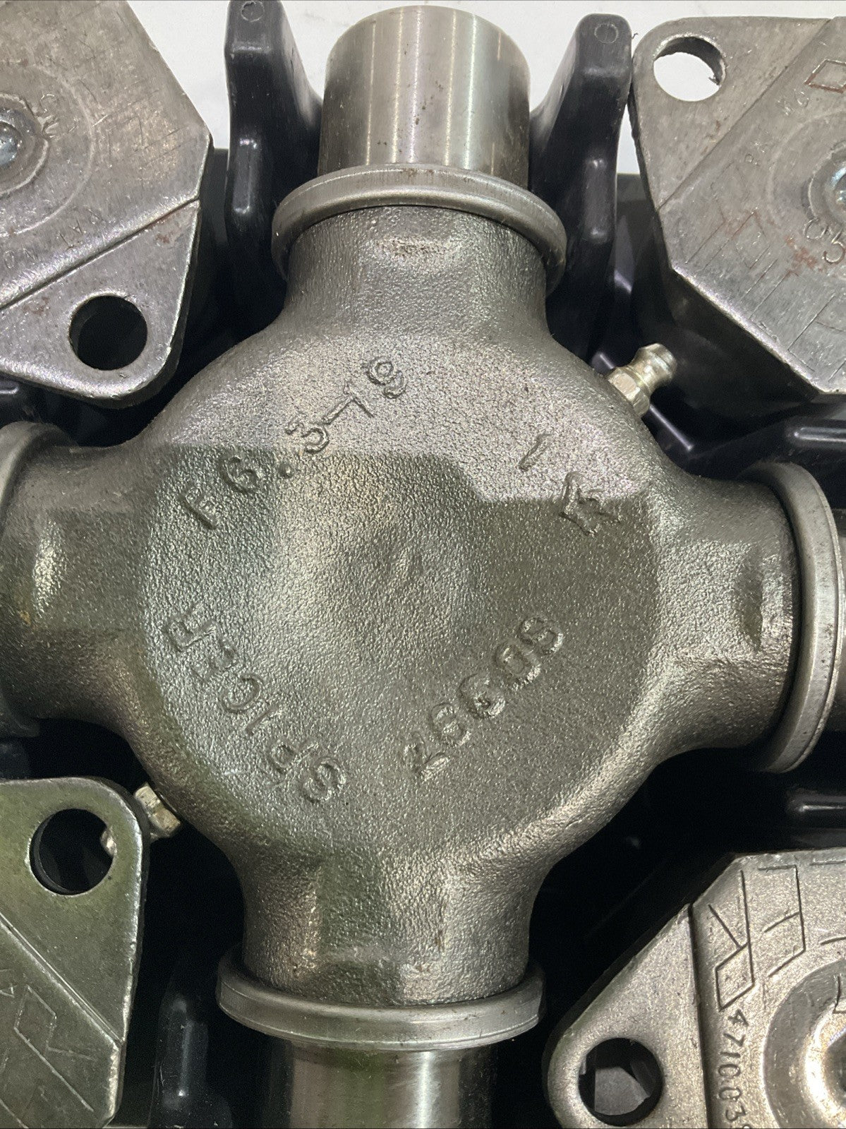 SPICER 5-407X U-JOING KIT 1760 Y2M
