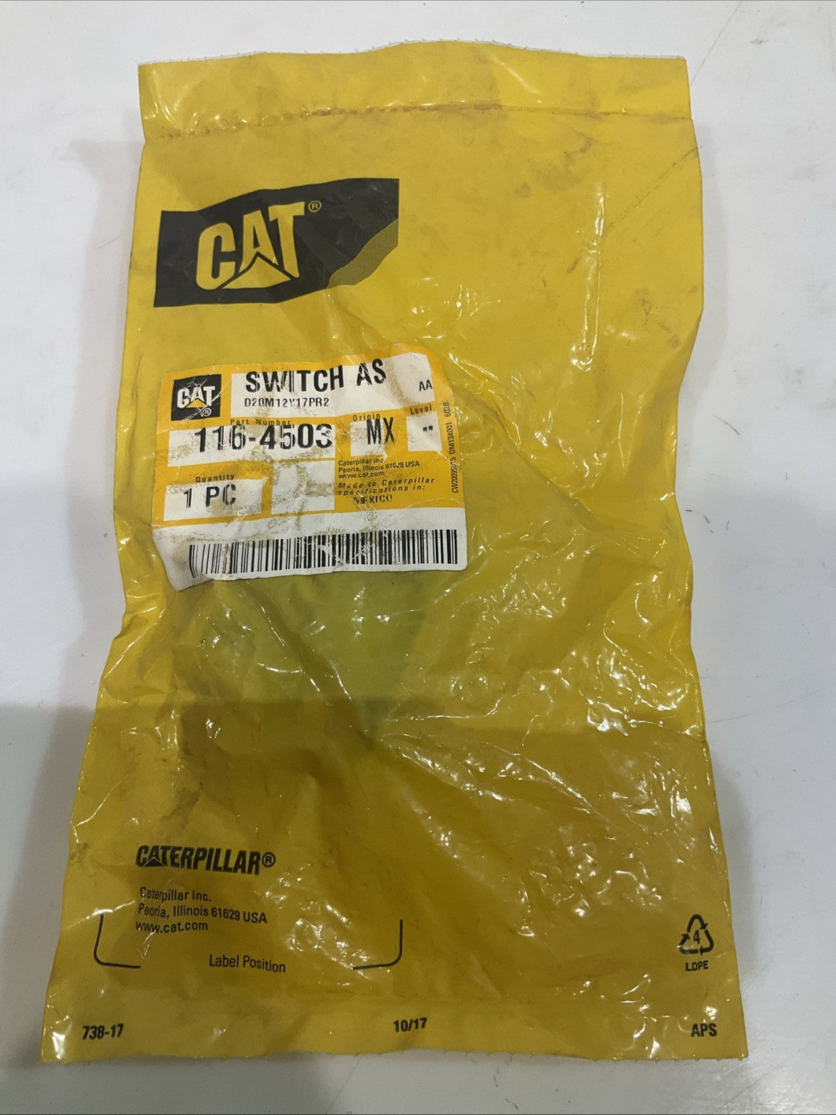 CAT-CATERPILLAR 116-4503 TERMINAL BLADE ILLUMINATED BASIC SWITCH QTY 2 Y2M