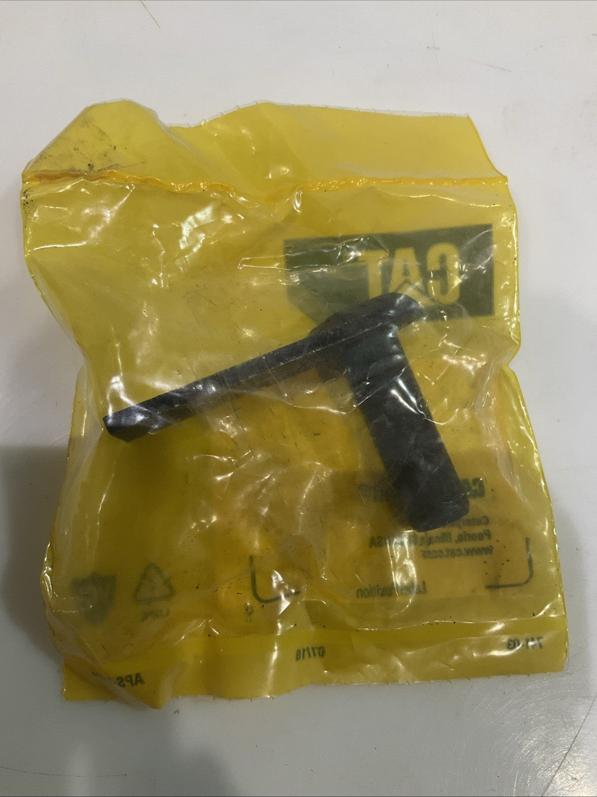 CAT-CATERPILLAR 116-6509 LONG HINGE LOT OF 2 Y2M