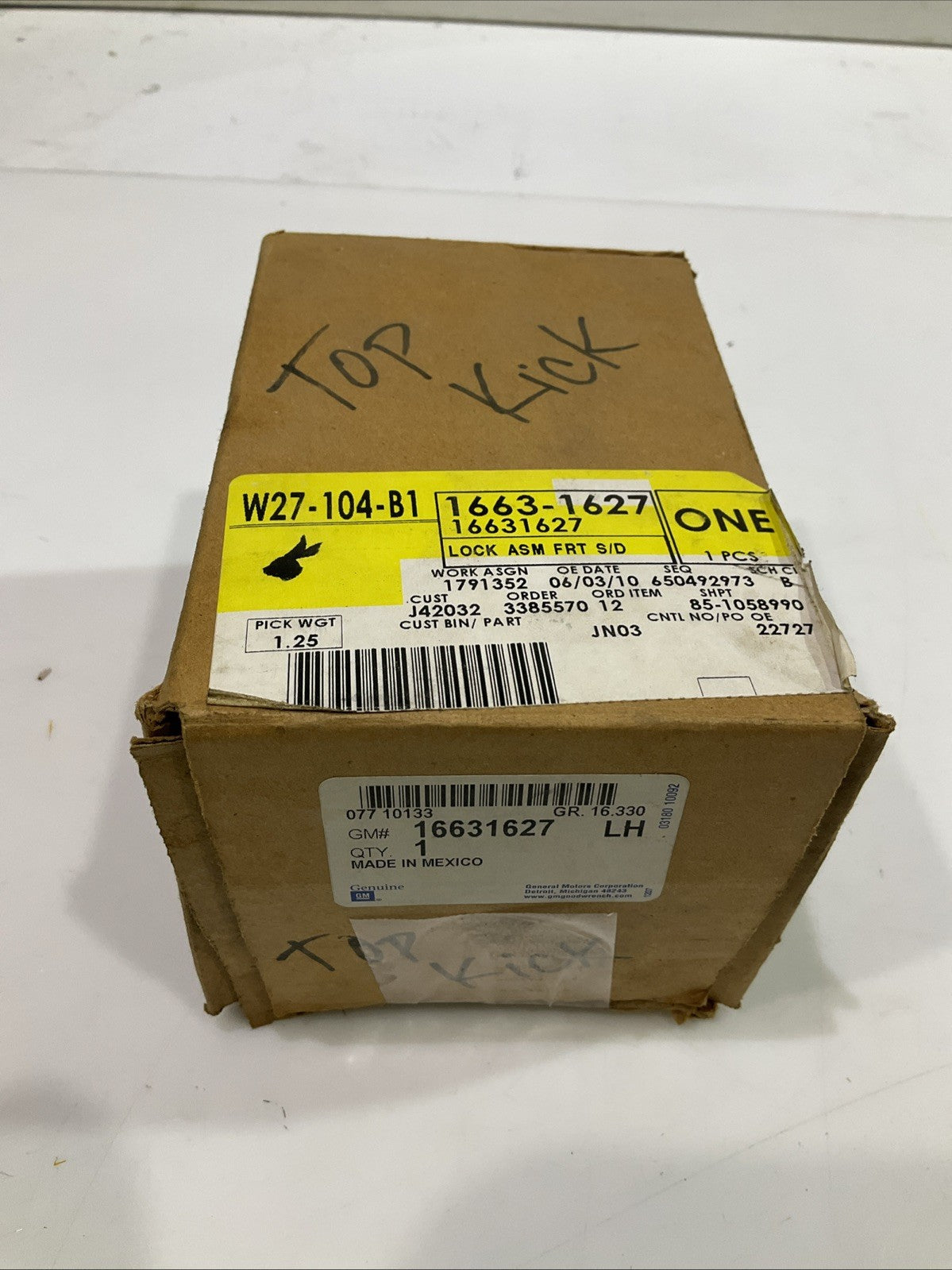 GM-GENUINE 1663-1627 FRONT LEFT SIDE DOOR LOCK LATCH ASSEMBLY Y2M