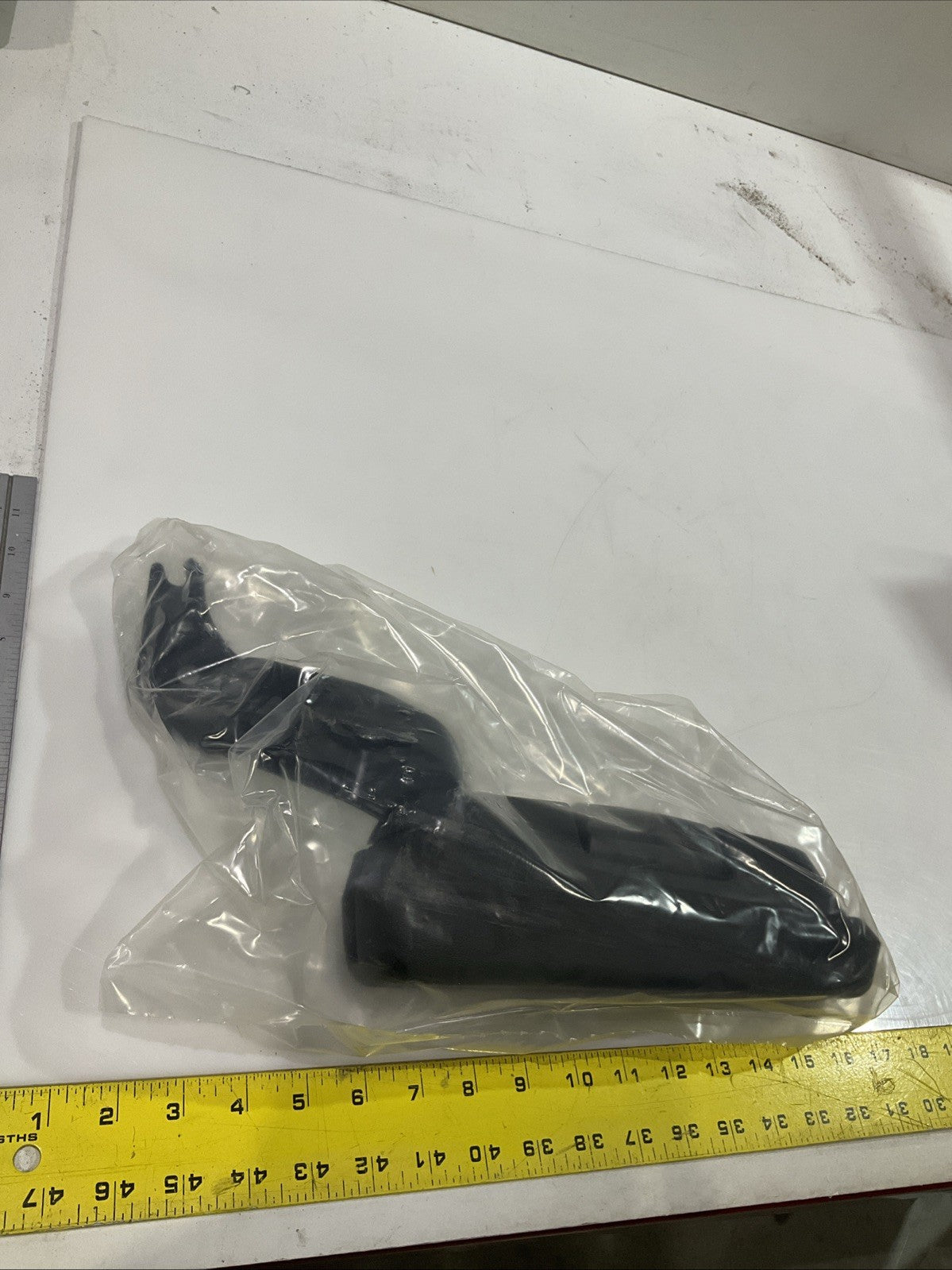 CAT-CATERPILLAR 292-1301 ARMREST ASSEMBLY LH Y2M
