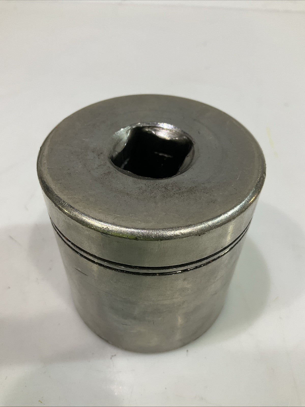 AMSTRONG 13-164 2IN 12 POINT ARMALOY DRIVE SAE SOCKET Y2M