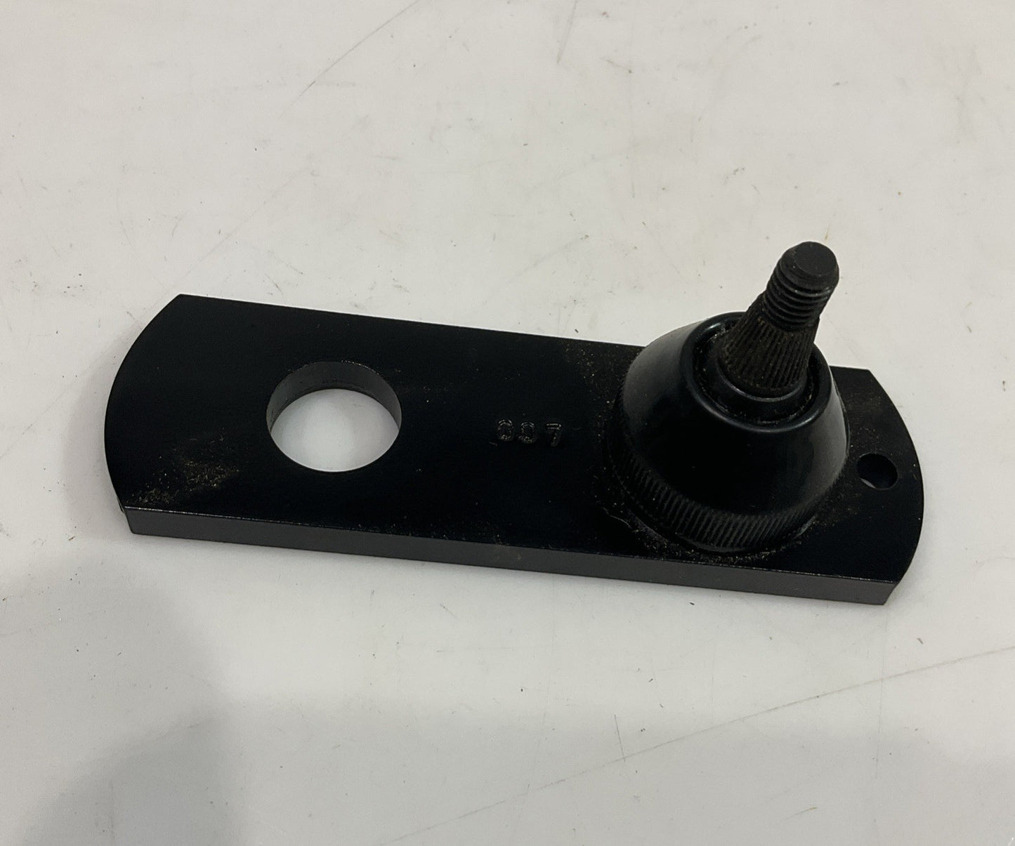 CAT - CATERPILLAR 101-0742 WINDSHIELD WIPER PIVOT Y2M