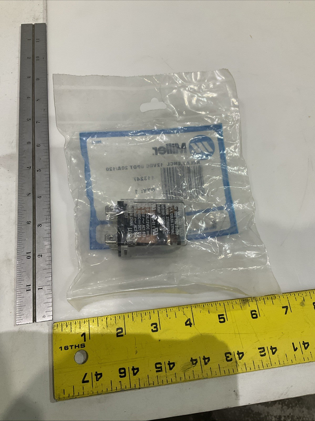 MILLER 113247 POWER RELAY ENCL 12VDC DPDT 20A/120 8PIN FLANGE Y2M