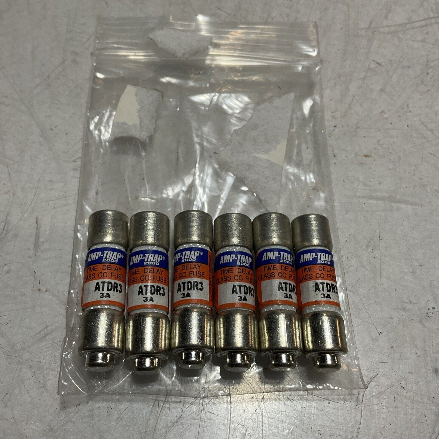 FERRAZ-SHAWMUT ATDR3 AMP-TRAP TIME DELAY LOT OF 6 U3S