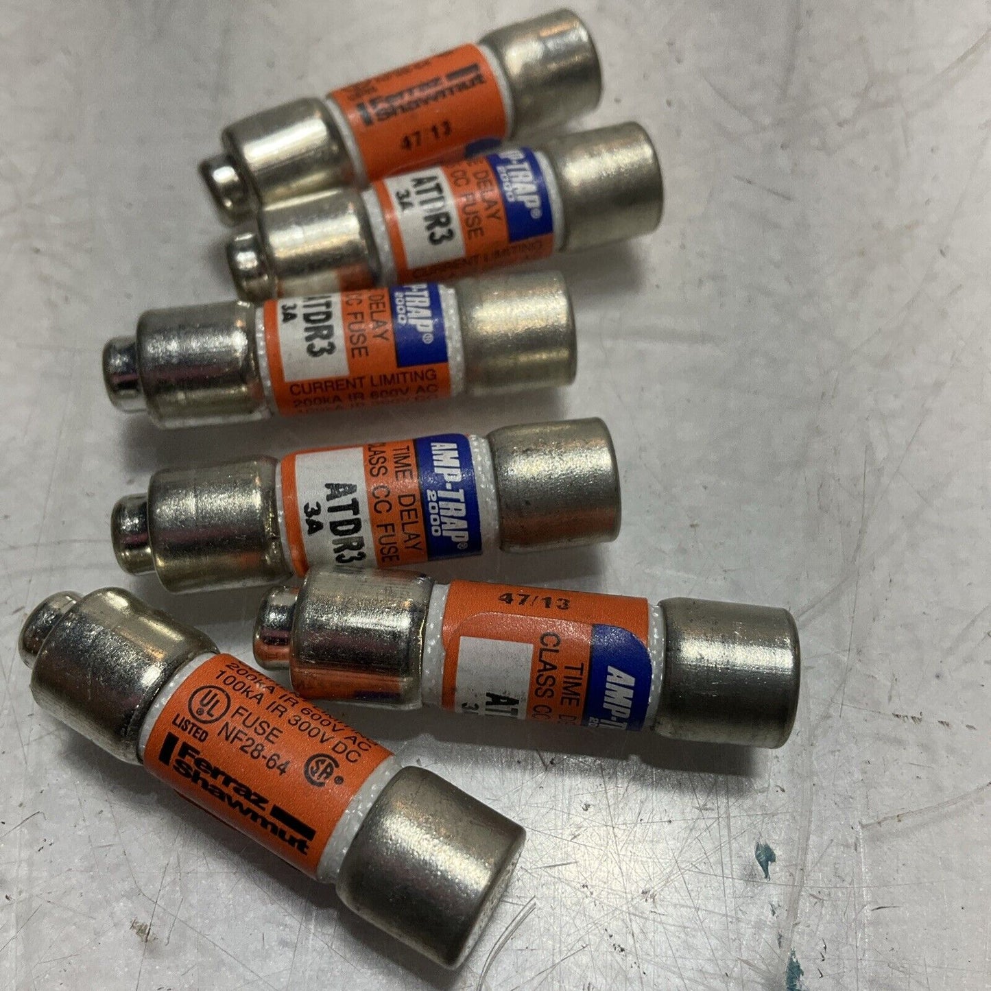 FERRAZ-SHAWMUT ATDR3 AMP-TRAP TIME DELAY LOT OF 6 U3S