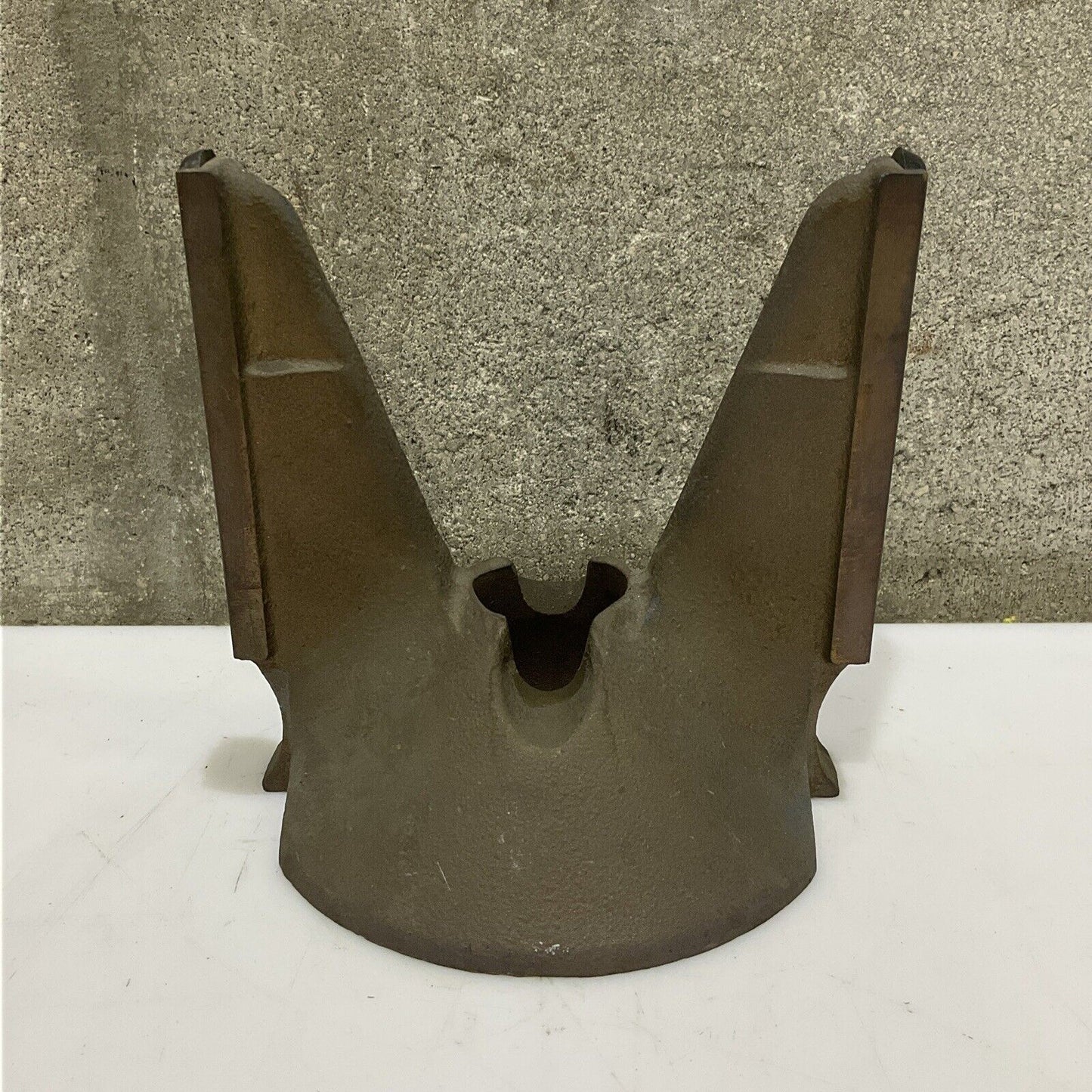 MUELLER CO A200301H-36 UPPER DRAIN PLATE 678