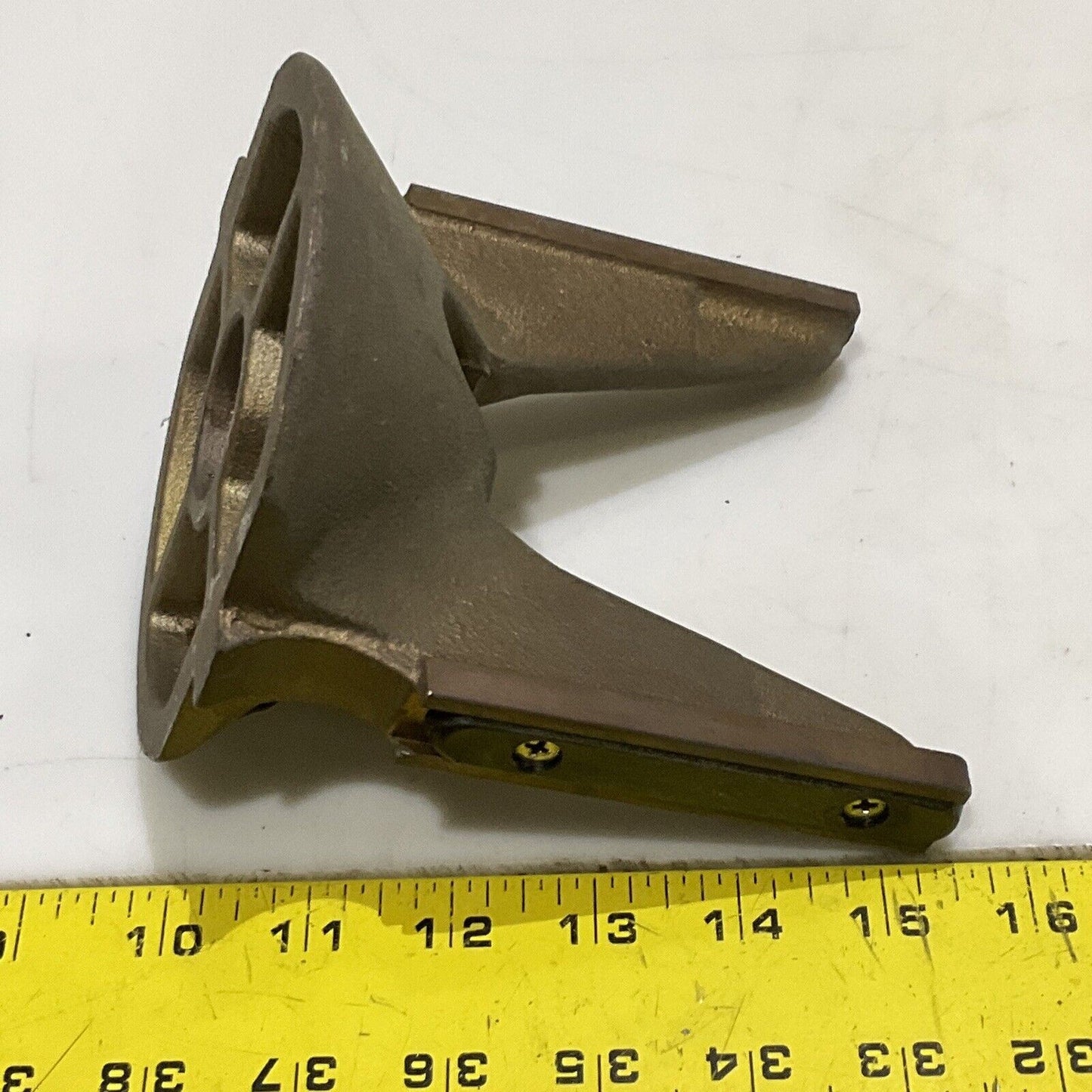 MUELLER CO A200301H-36 UPPER DRAIN PLATE 678