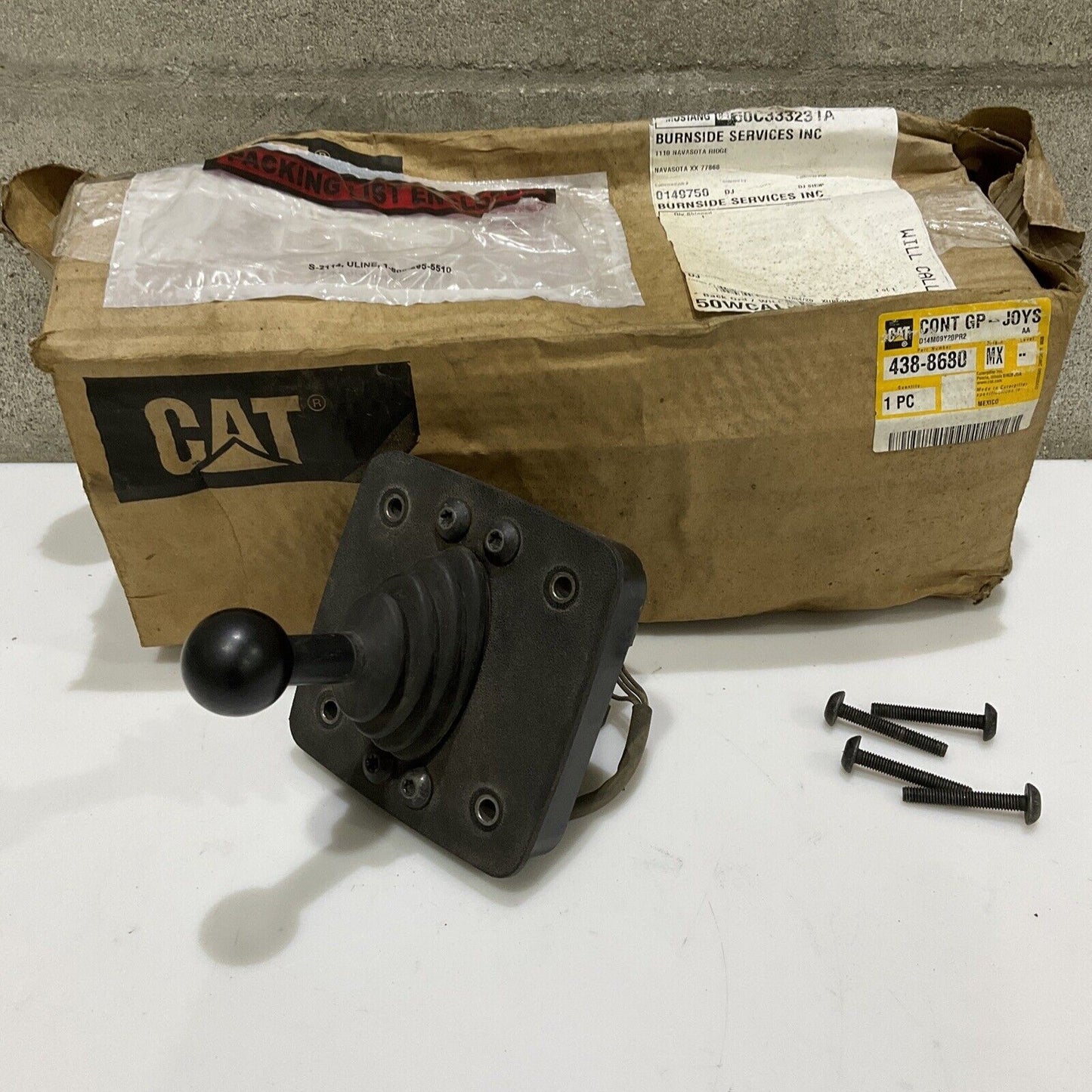 CAT 432-0047 CONTROL GROUP JOYSTICK 107