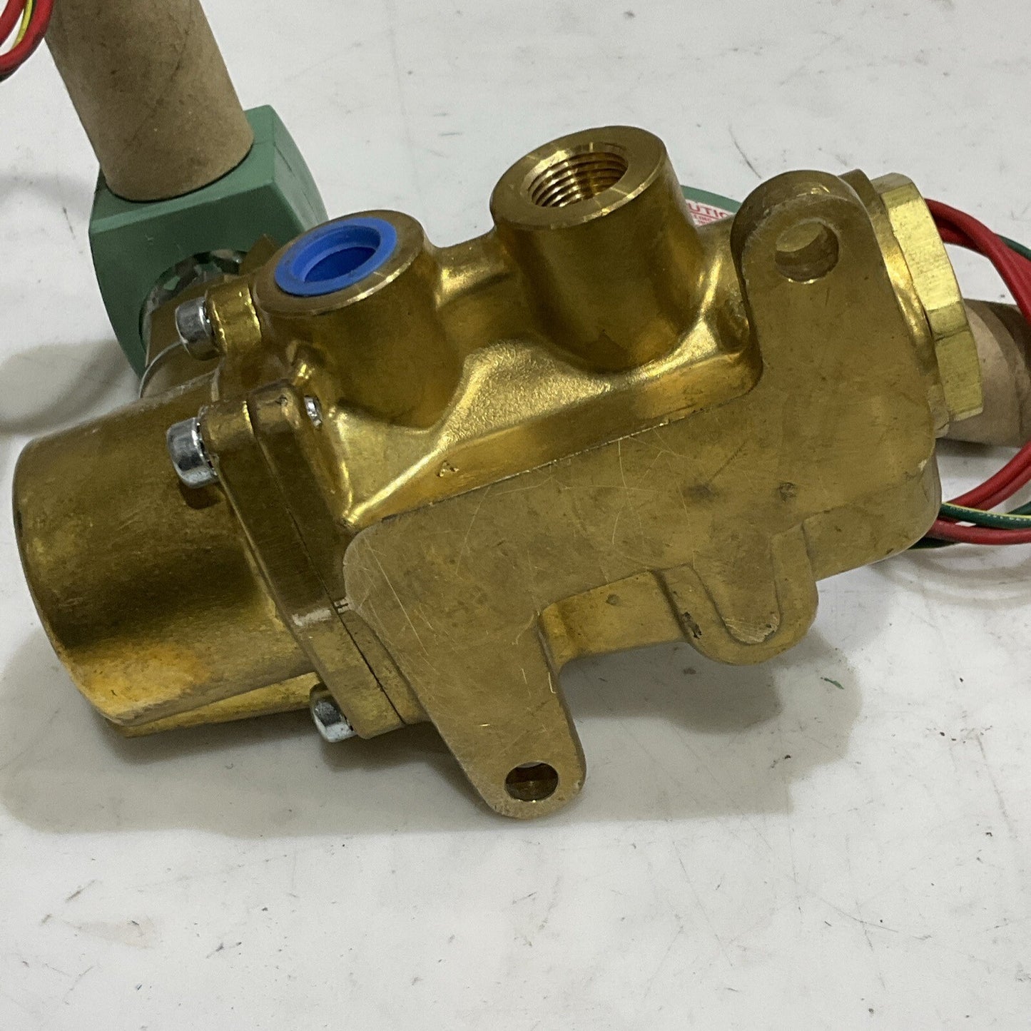 ASCO A651997 8344G080M0 302723MO SOLENOID VALVE 3/8IN 60/50HZ 6.1/8W 250 PSI 373