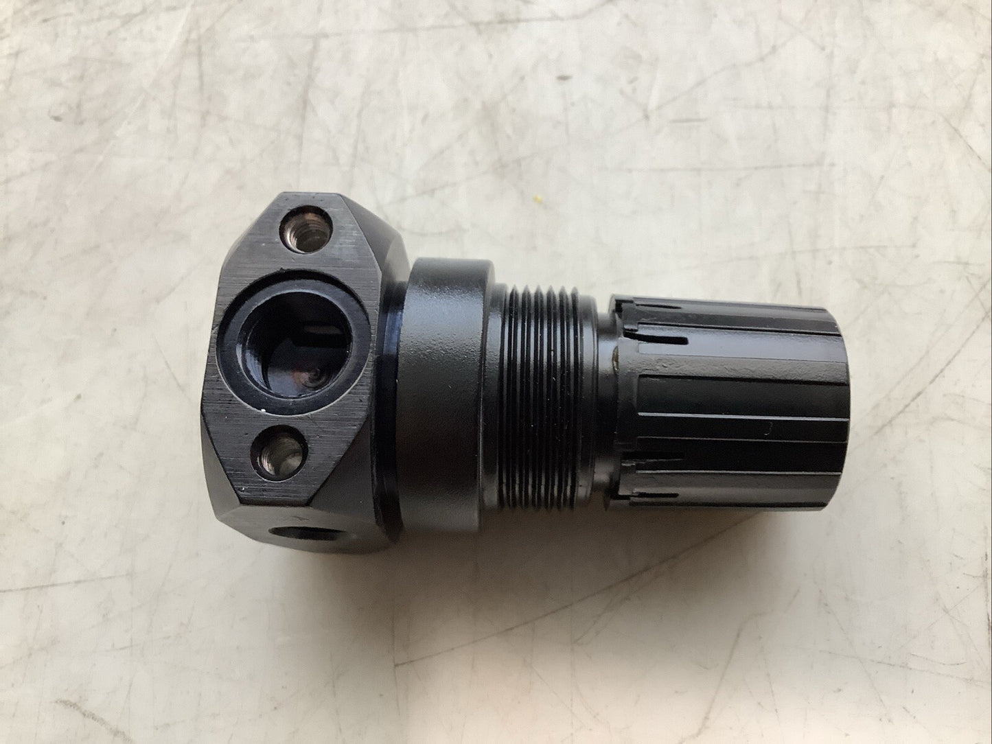 NUMATICS R12R-02 PRESSURE REGULATOR 1/4IN NPT C2H